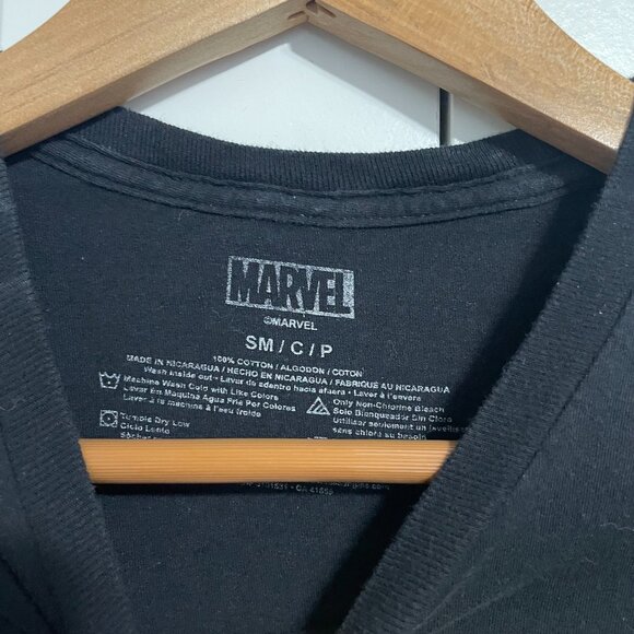 Share Deadpool T-Shirt Mens Small Black Retro Marvel Comic Book Cover Graphic Te - Picture 3 of 7